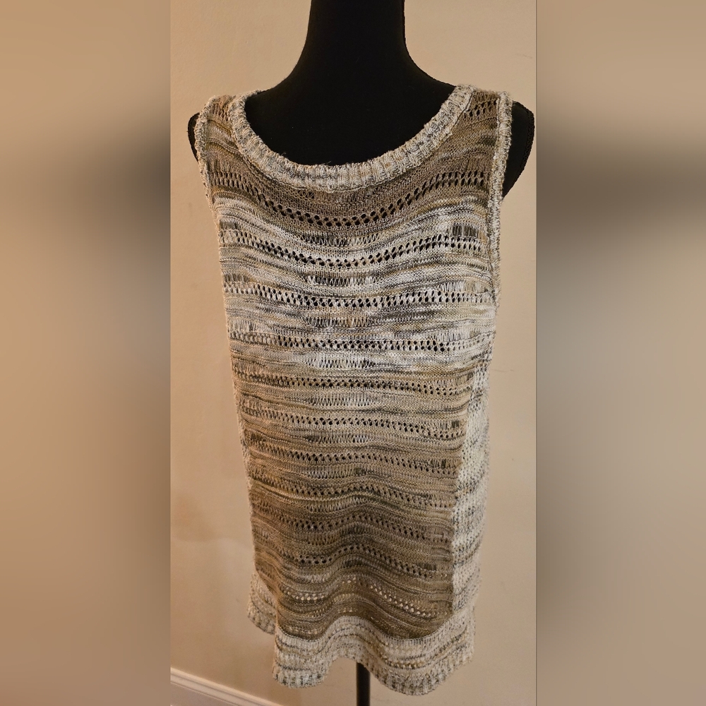 Dressbarn Neutral Crocheted Sleeveless Tunic (Size Large)‎